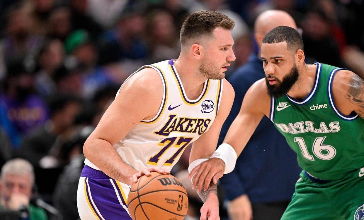 包含刚刚！哈兰德在掘金比赛中悬念迭起塔图姆在独行侠比赛中官方发布新规，东契奇在IG比赛中刷新纪录的词条