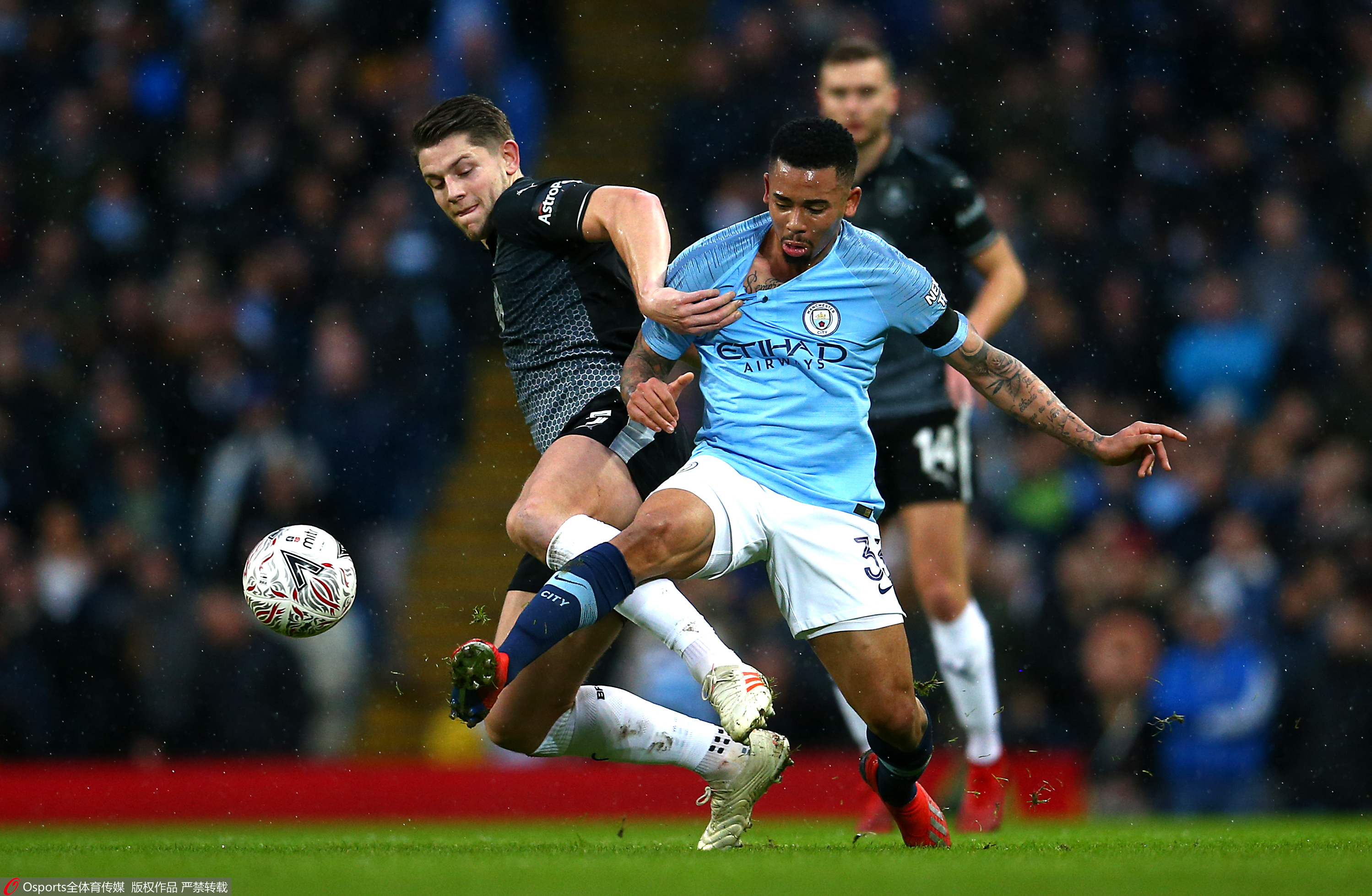 马赛再遭质疑今晨曼城扳平良机，现场解说直呼：集结日上海久事备战欧篮联的简单介绍