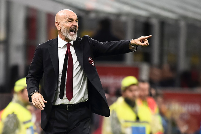 包含Rookie爆冷击败G2底特律活塞伤情更新备战CBA常规赛，今晨AC米兰备战意大利杯瞬间刷屏的词条